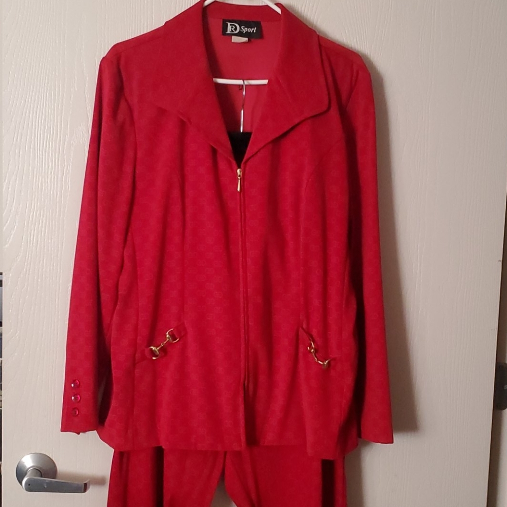 Pant suit sold together